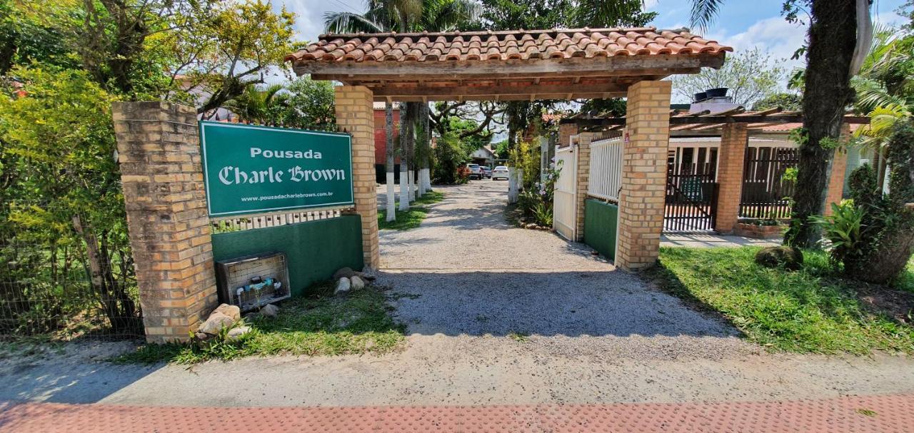 Pousada Charle Brown Garopaba Exterior foto